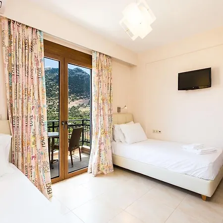 Pantheon Villas & Suites