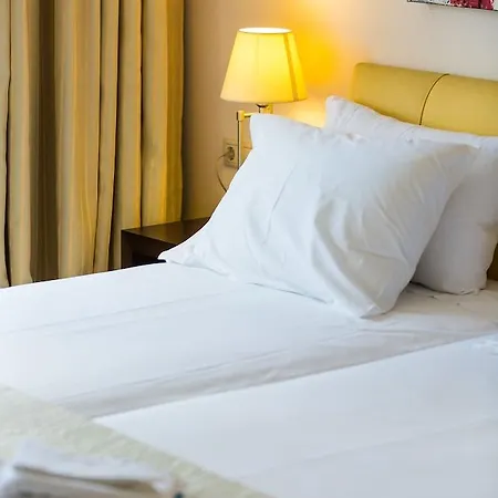 Pantheon Villas & Suites